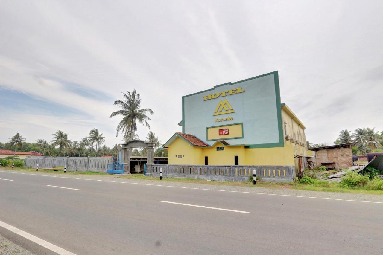 Oyo 90796 Hotel Mulya Indah Tambakmulya 外观 照片