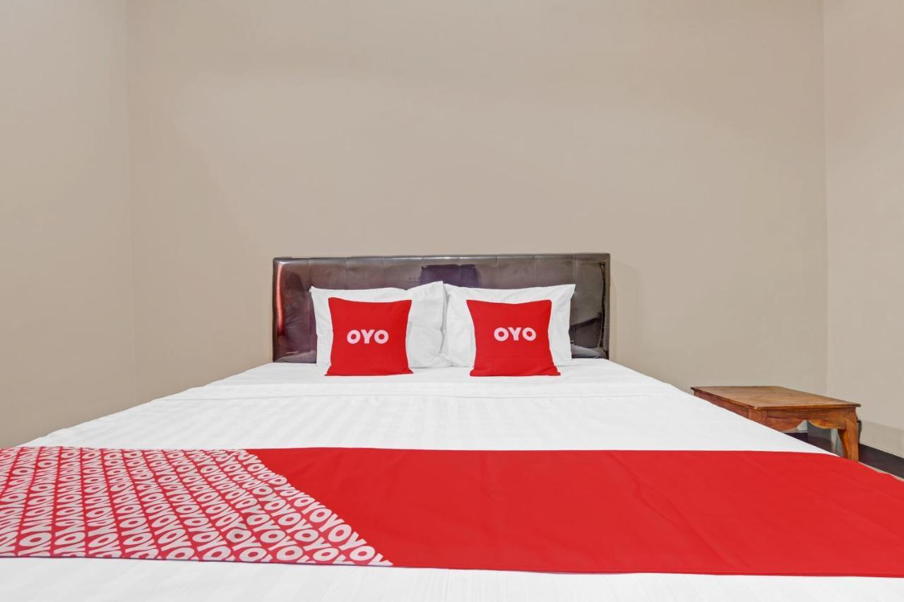 Oyo 90796 Hotel Mulya Indah Tambakmulya 外观 照片