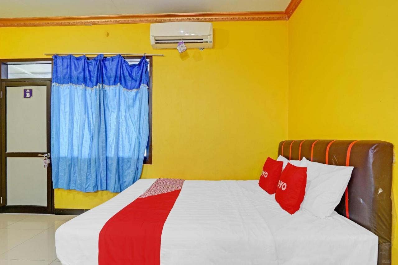 Oyo 90796 Hotel Mulya Indah Tambakmulya 外观 照片